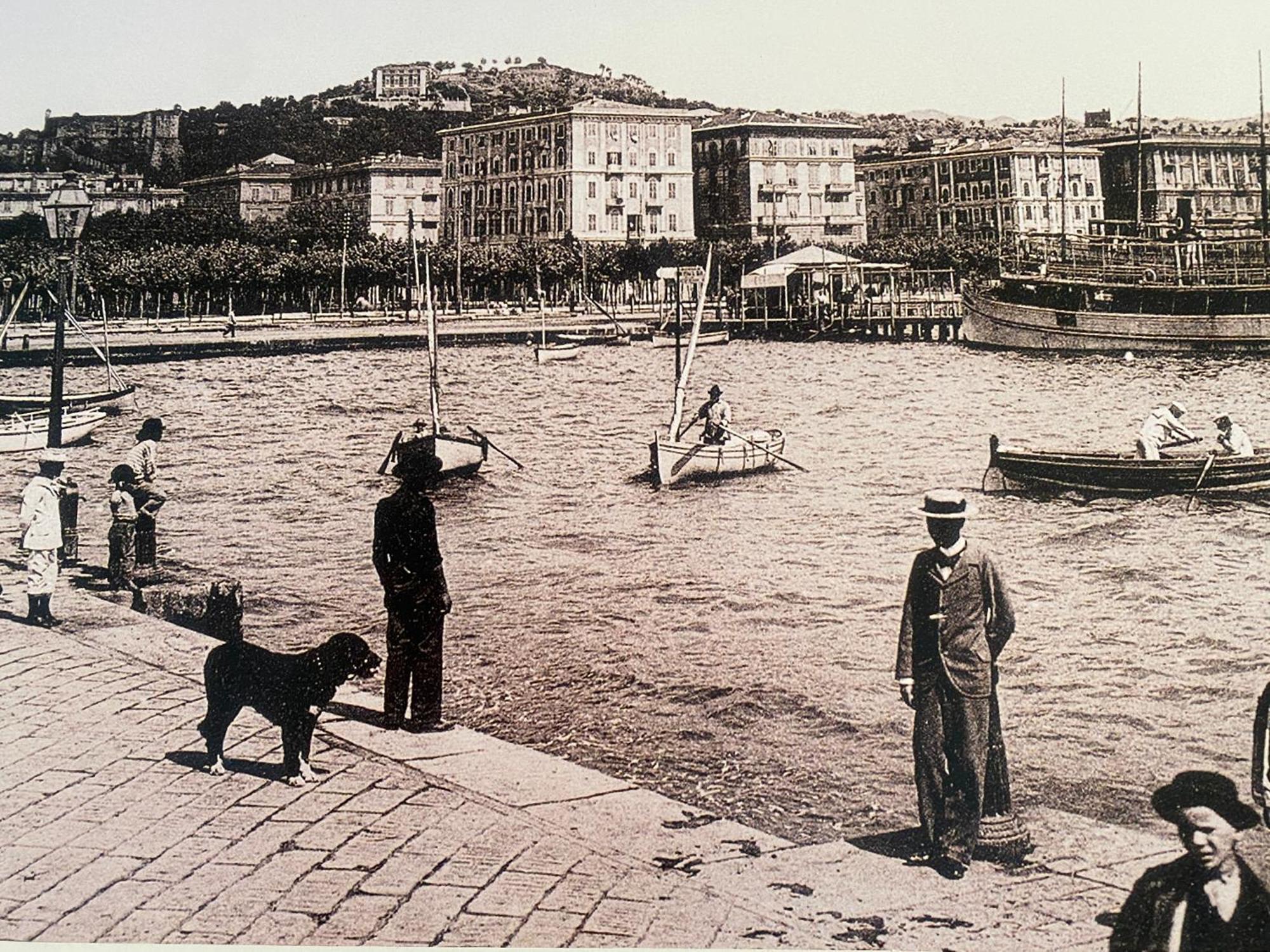 54 Rosselli Rooms La Spezia Dış mekan fotoğraf